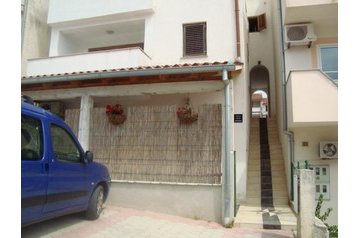 Family pension Pula 2